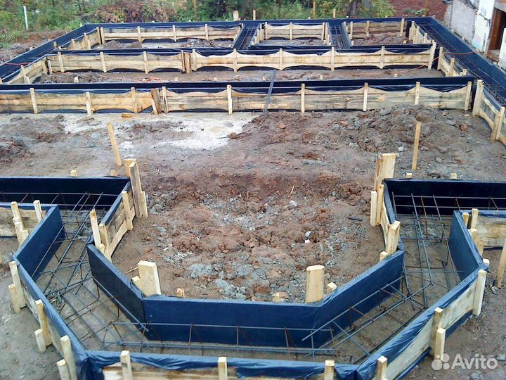 Бригада строителей