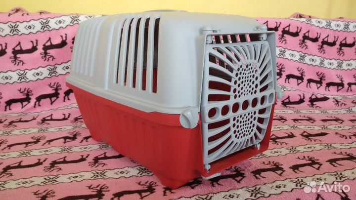 Переноска для кошек пластиковая