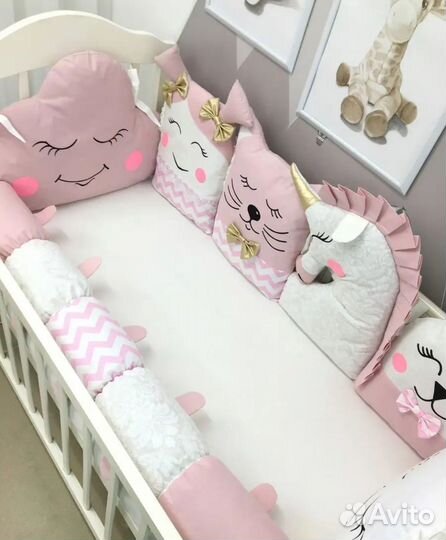 Бортики в детскую кроватку для девочки
