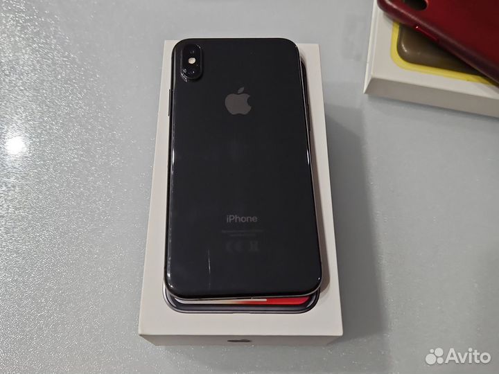 iPhone X, 256 ГБ