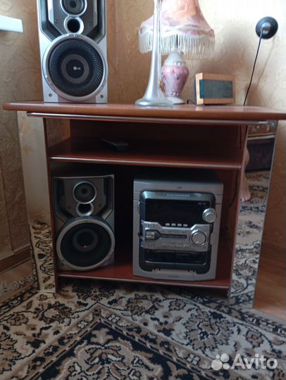 Тумба под тв