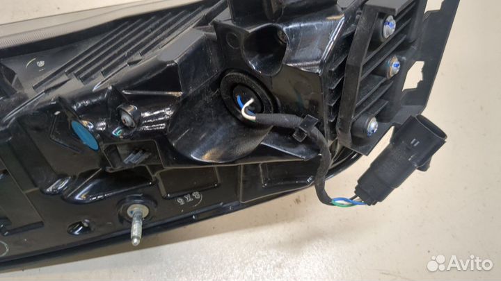 Фонарь (задний) Cadillac XT4, 2019