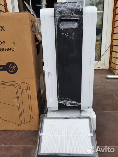 Осушитель воздуха Electrolux EDM-35L