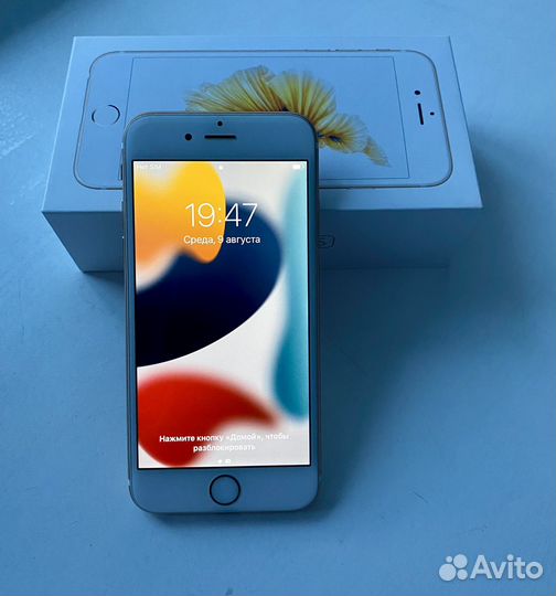 Телефон iPhone 6s