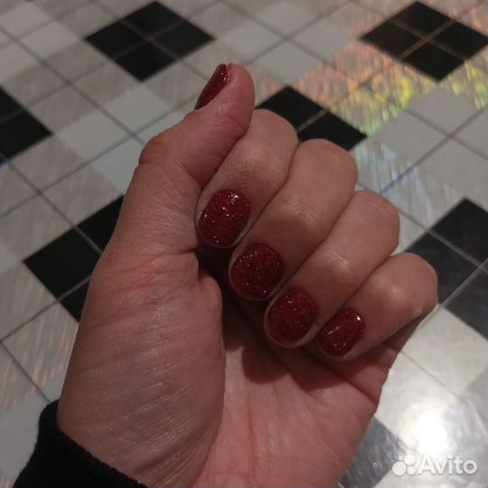 Модель маникюр покрытие гель-пудрой Mart