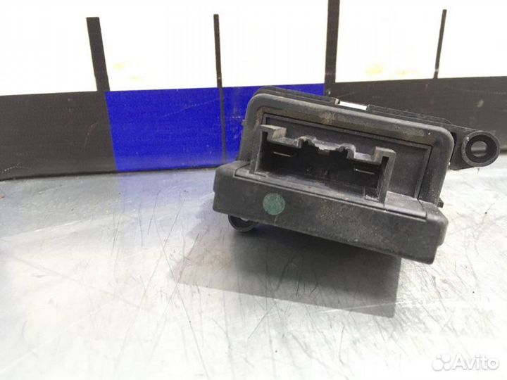 Резистор отопителя Ford Focus 2 седан hxdb 2007