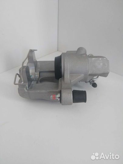 Форд Фокус 2 правый задний суппорт