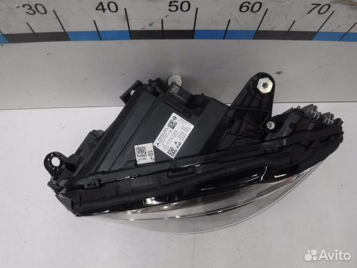 Фара левая Mercedes-Benz C-Class