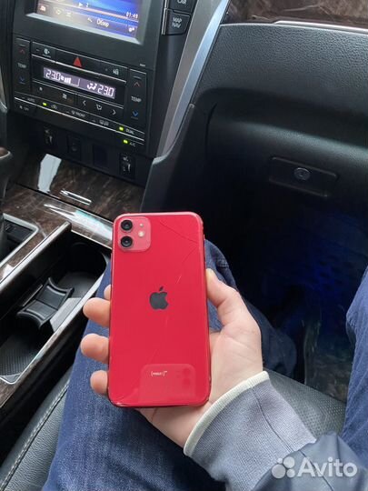 iPhone 11, 64 ГБ