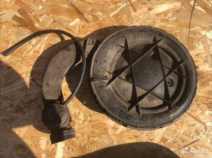 Корпус воздушного фильтра Ford Sierra