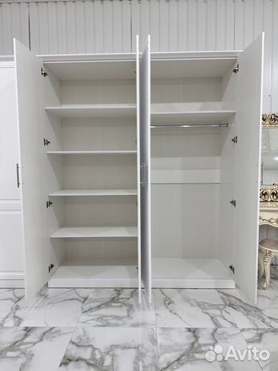 Шкаф распашной