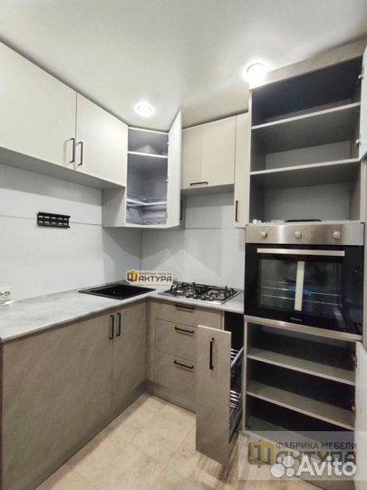 Кухонные гарнитуры