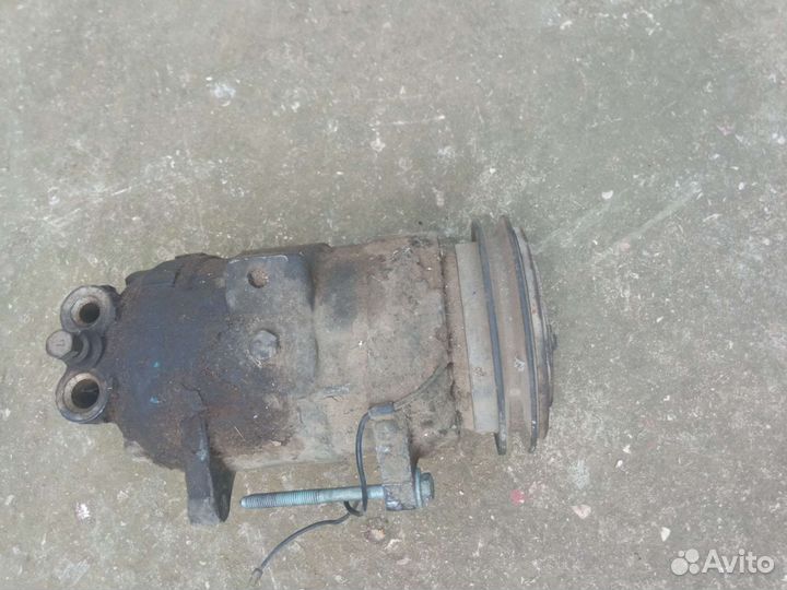 Компрессор кондиционера нисан