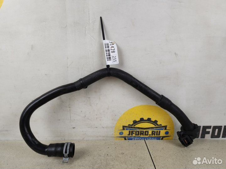 Патрубок картерных газов Ford Focus 3 CB8 1.6