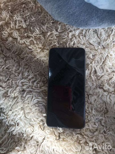 realme 1, 4/64 ГБ