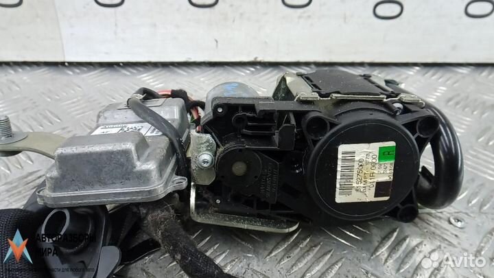 Ремень безопасности Mercedes-Benz C-Класс