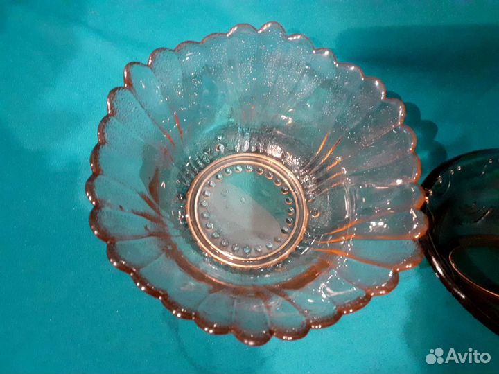 Салатники из цветного карамельного стекла СССР