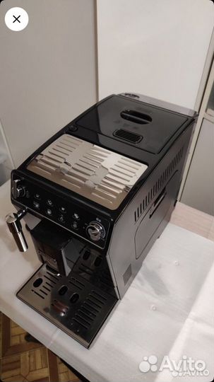 Кофемашина delonghi