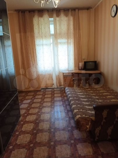 Комната 14 м² в 2-к., 3/3 эт.