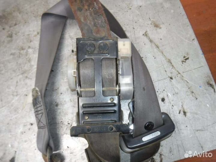 Ремень безопасности передний правый Nissan Ad QG15