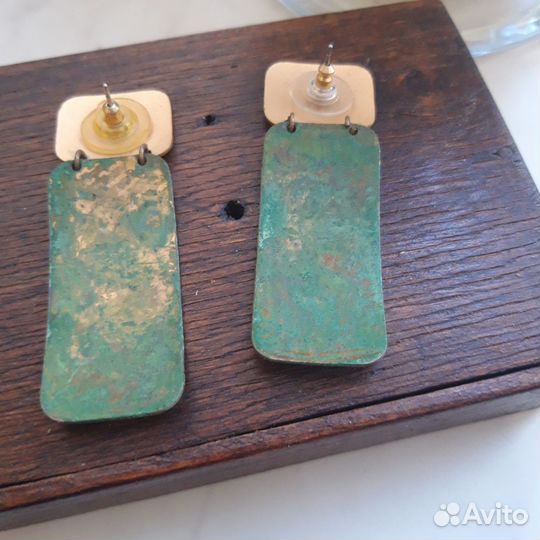 Серьги зелёные длинные бижутерия