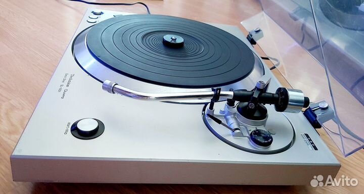 Проигрыватель винила Technics SL-1501 Япония