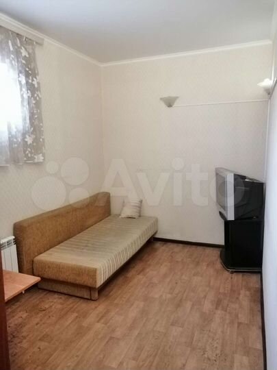 Комната 20 м² в > 9-к., 2/2 эт.