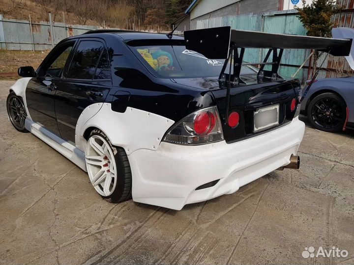 Задний бампер JDL на Toyota altezza