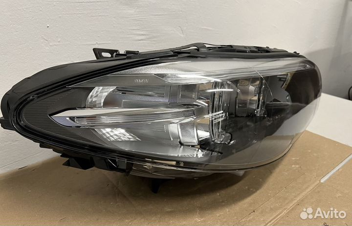 Фара правая BMW F10 xenon рестайлинг97