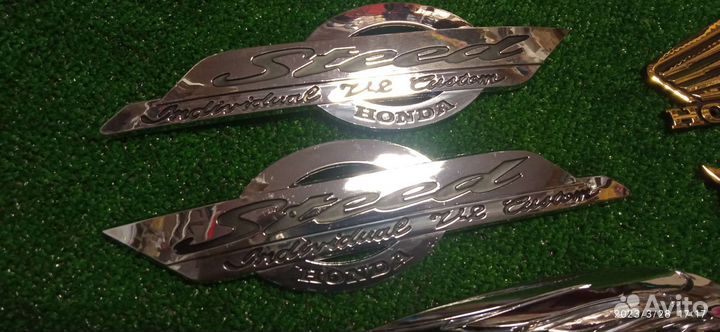 Эмблема на бензобак Honda steed magna VTX