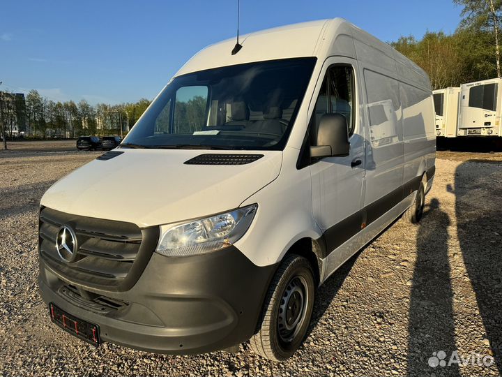 Mercedes-Benz Sprinter микроавтобус, 2023