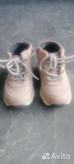 Ботинки детские 23 размер