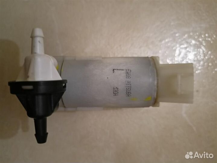 Моторчик стеклоомывателя Пежо