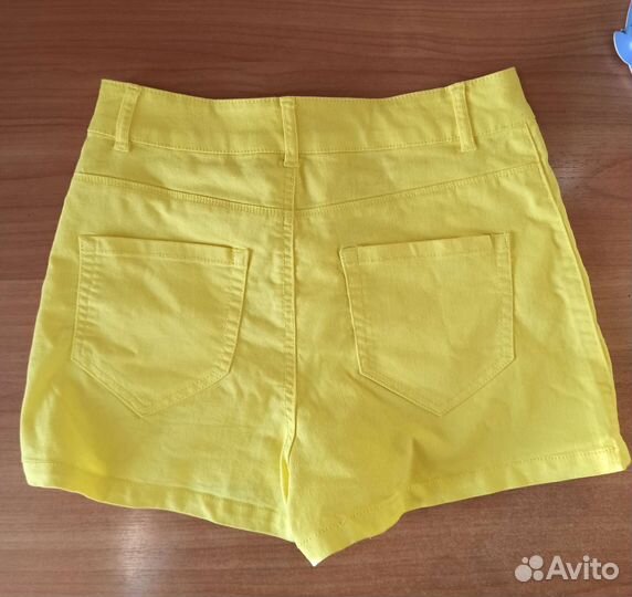 Шорты женские