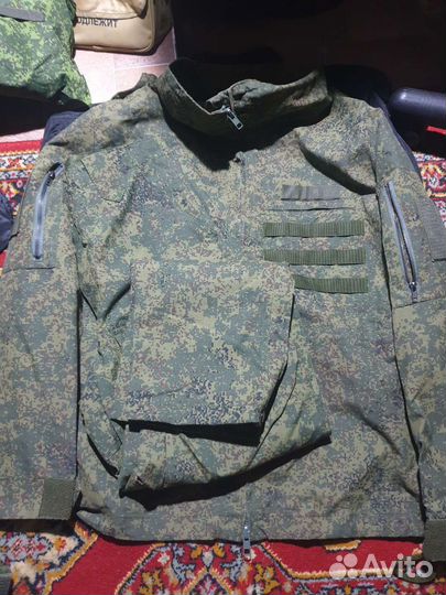 Зимний огнеупорный костюм военный