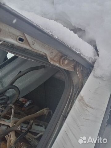 Петля багажника Renault Laguna хэтчбек 1