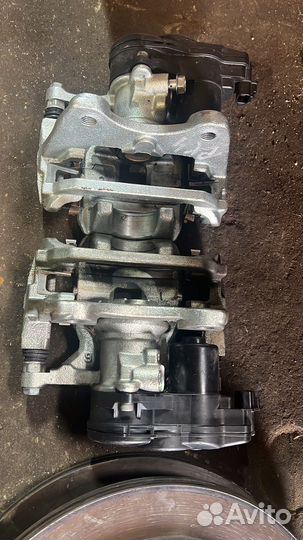 Задние диски суппорт Lexus RX4