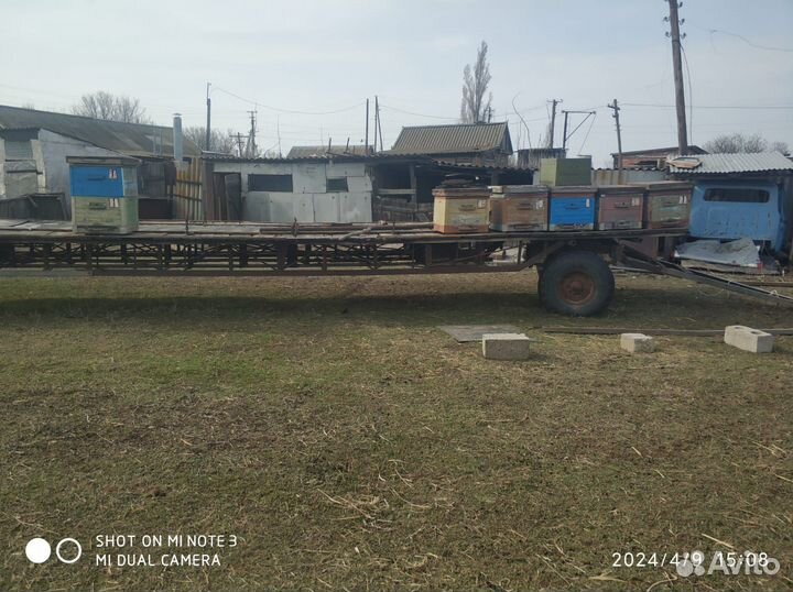 Прицеп для перевозки пчел и сена