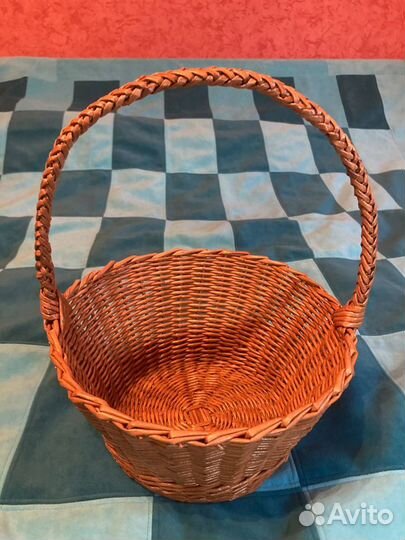 Плетеные корзинки прочные