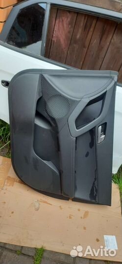 Обшивки правых дверей хендай крета hyundai creta