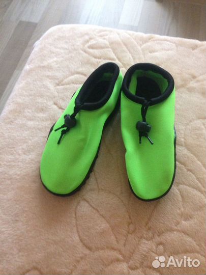 Аквашузы новые р.33