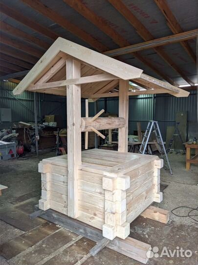 Изделие из дерева ручной работы, Колодец