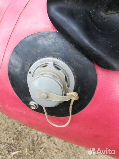 Продам надувную японскую лодку 