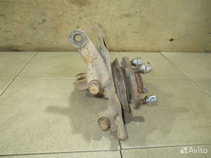 Кулак поворотный передний правый Kia RIO 2 (JB)