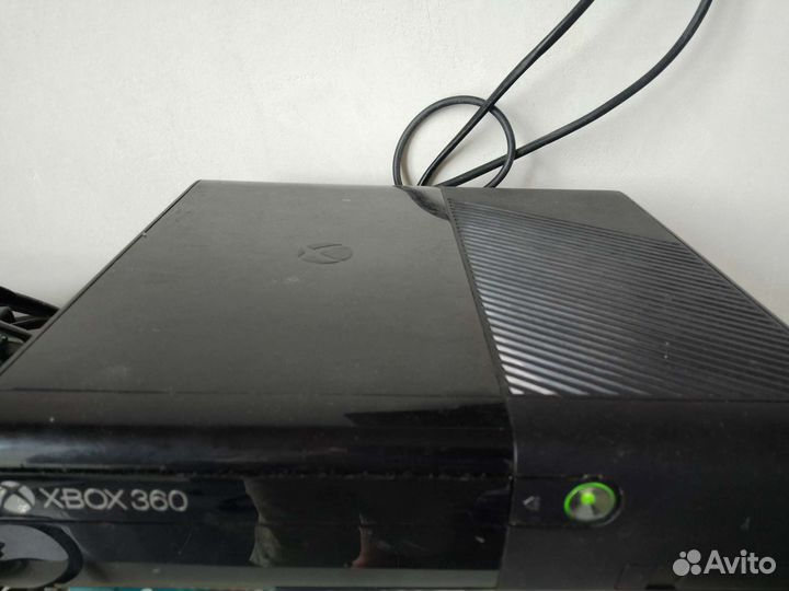 Xbox 360 + 29 игр