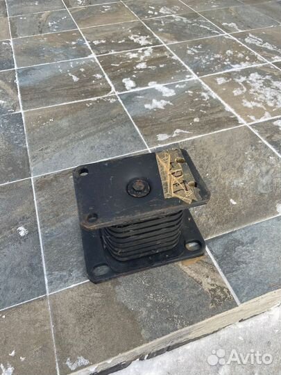 Подушка подресорная