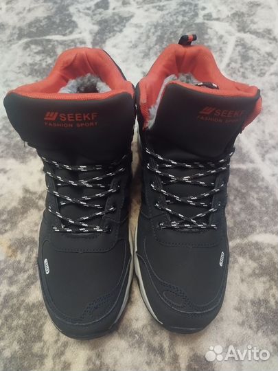 Кроссовки зимние новые