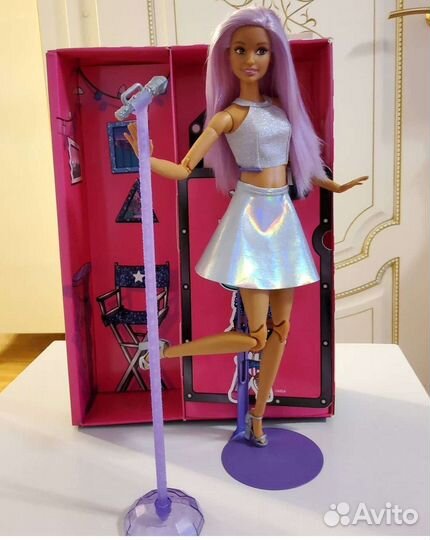 Кукла Барби певица