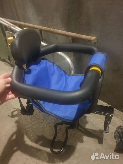 Детское кресло для велосипеда на раму