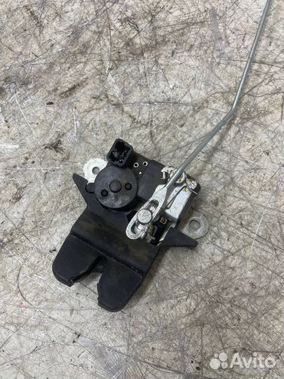 Замок багажника Hyundаi Elаntrа HD 4